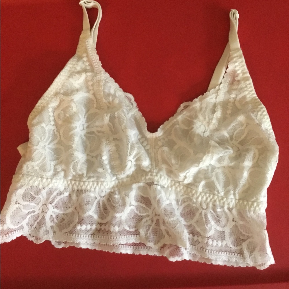 Victoria Secrets Brallete white XS pink VS